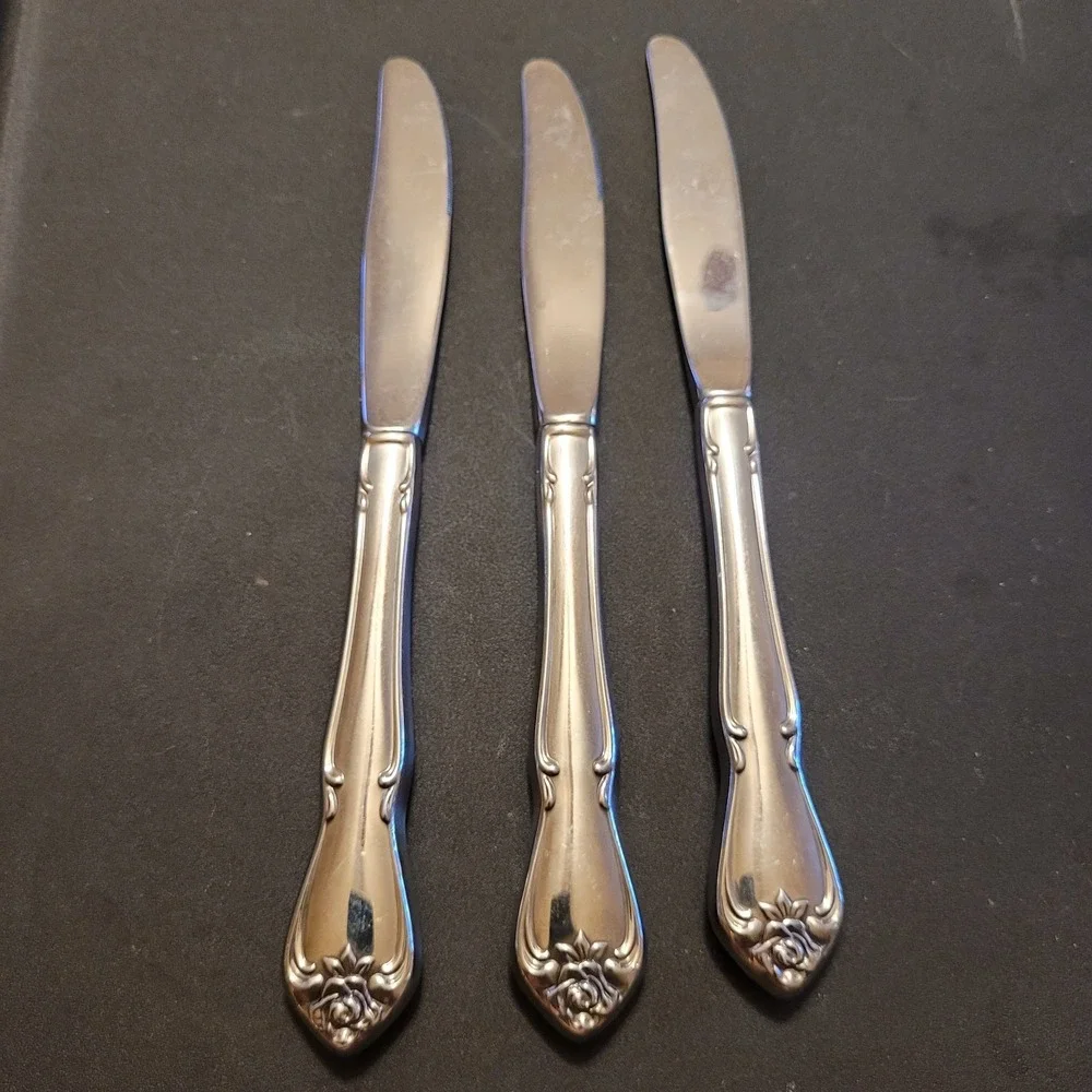 Vtg Lot‎ of 3 Oneida USA TRUE/ARBOR ROSE Stainless Dinner Table Knives Knife